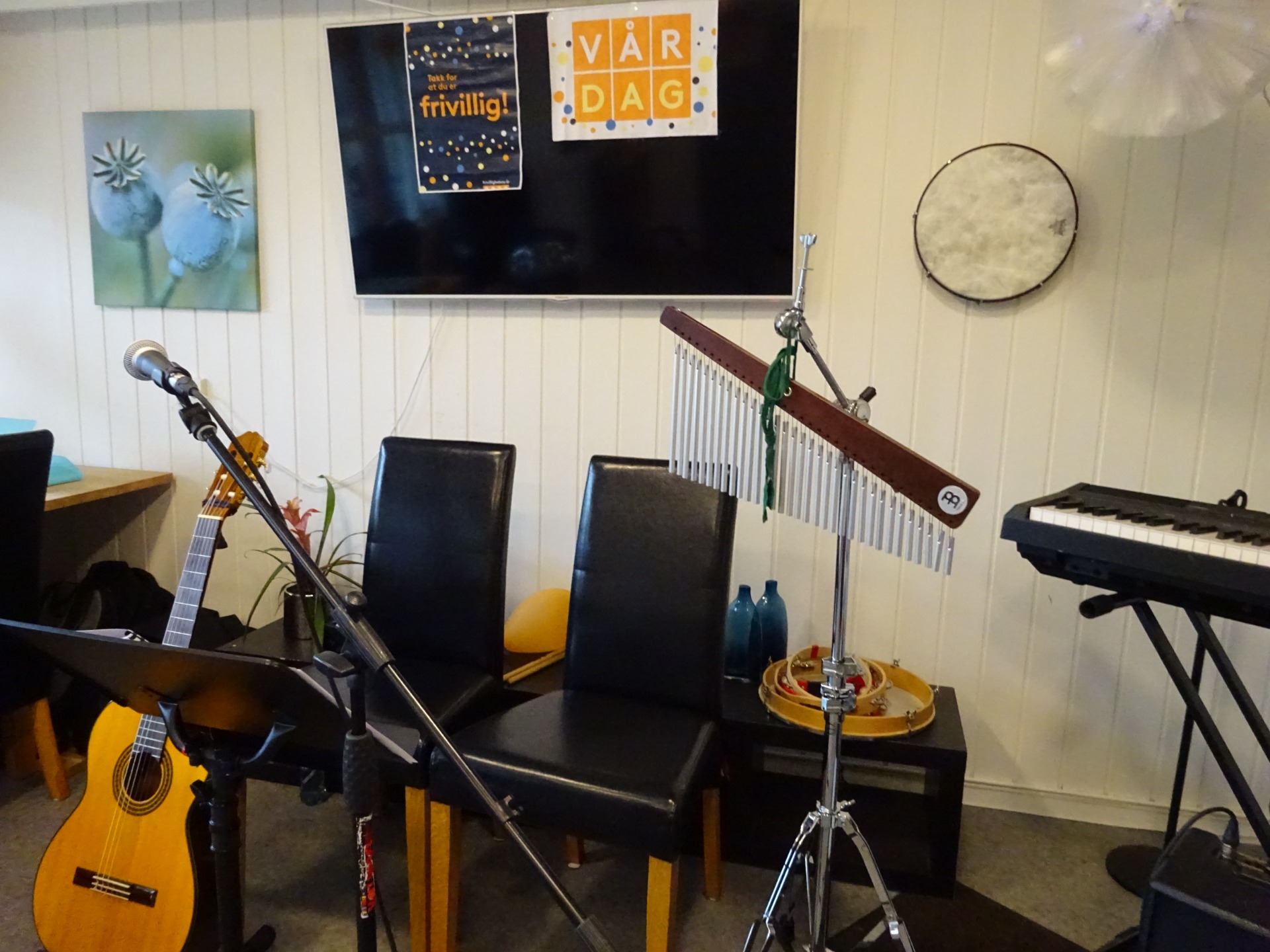 Musikkrom og instrument klar til bruk!